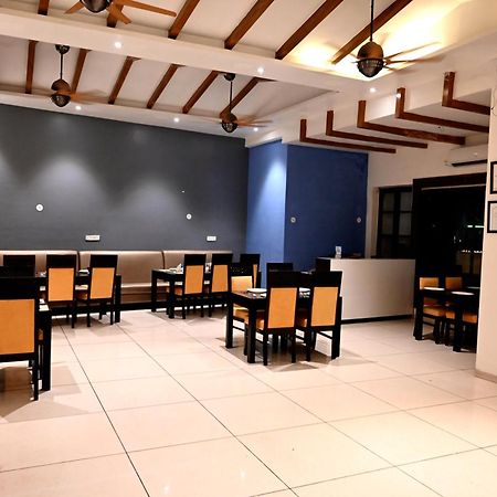 Hotel Badrika Inn Rewa 外观 照片