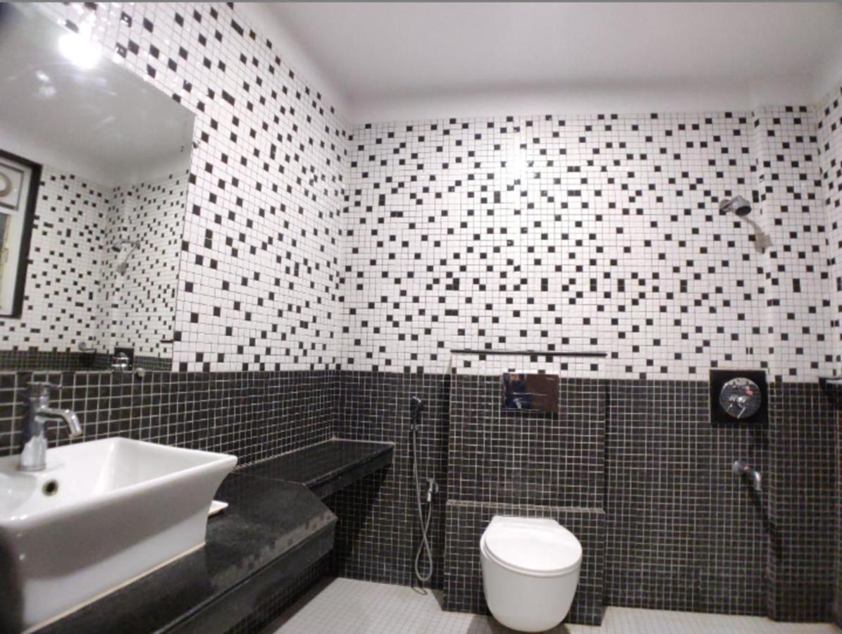 Hotel Badrika Inn Rewa 外观 照片