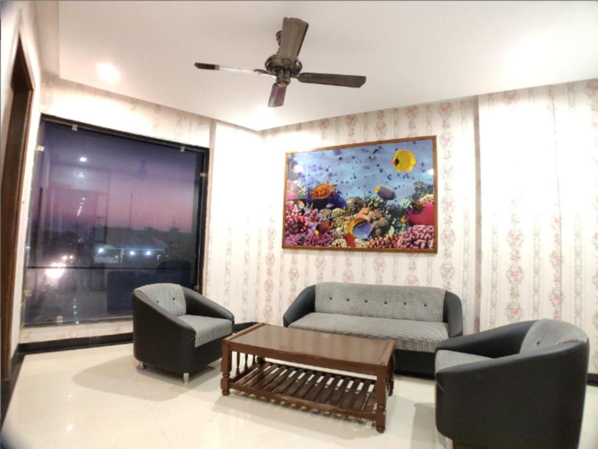 Hotel Badrika Inn Rewa 外观 照片